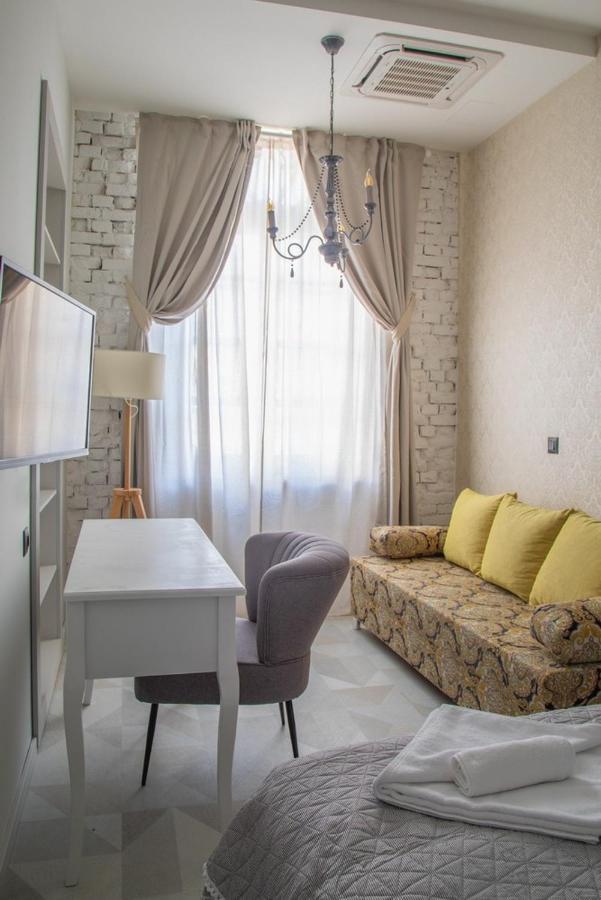 Bed and Breakfast Domestic House Lola Вуковар Екстер'єр фото