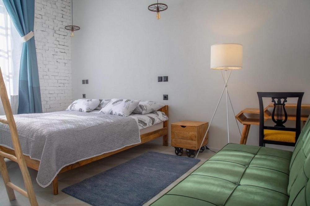 Bed and Breakfast Domestic House Lola Вуковар Екстер'єр фото